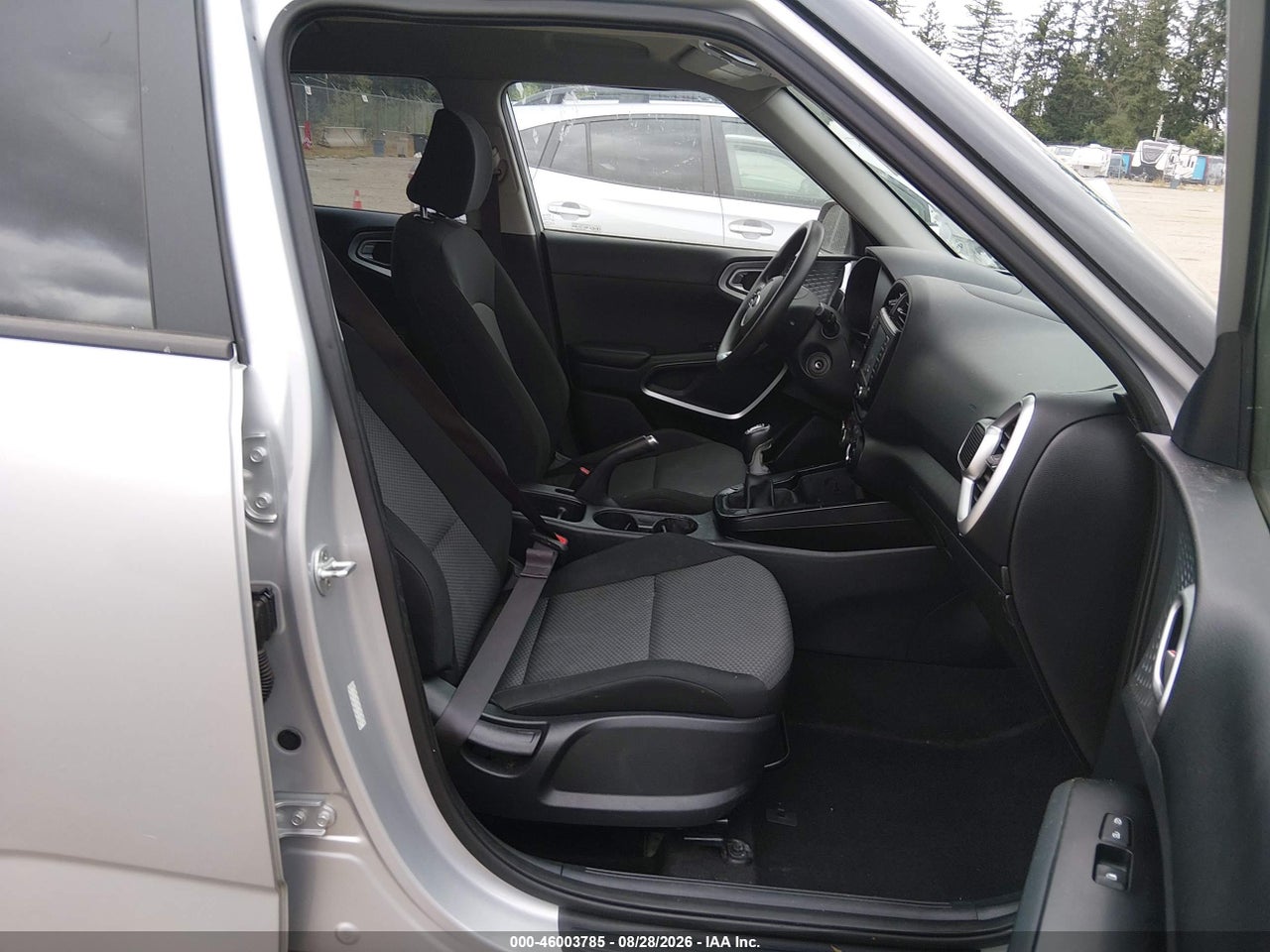 2020 KIA SOUL LX · 5/11