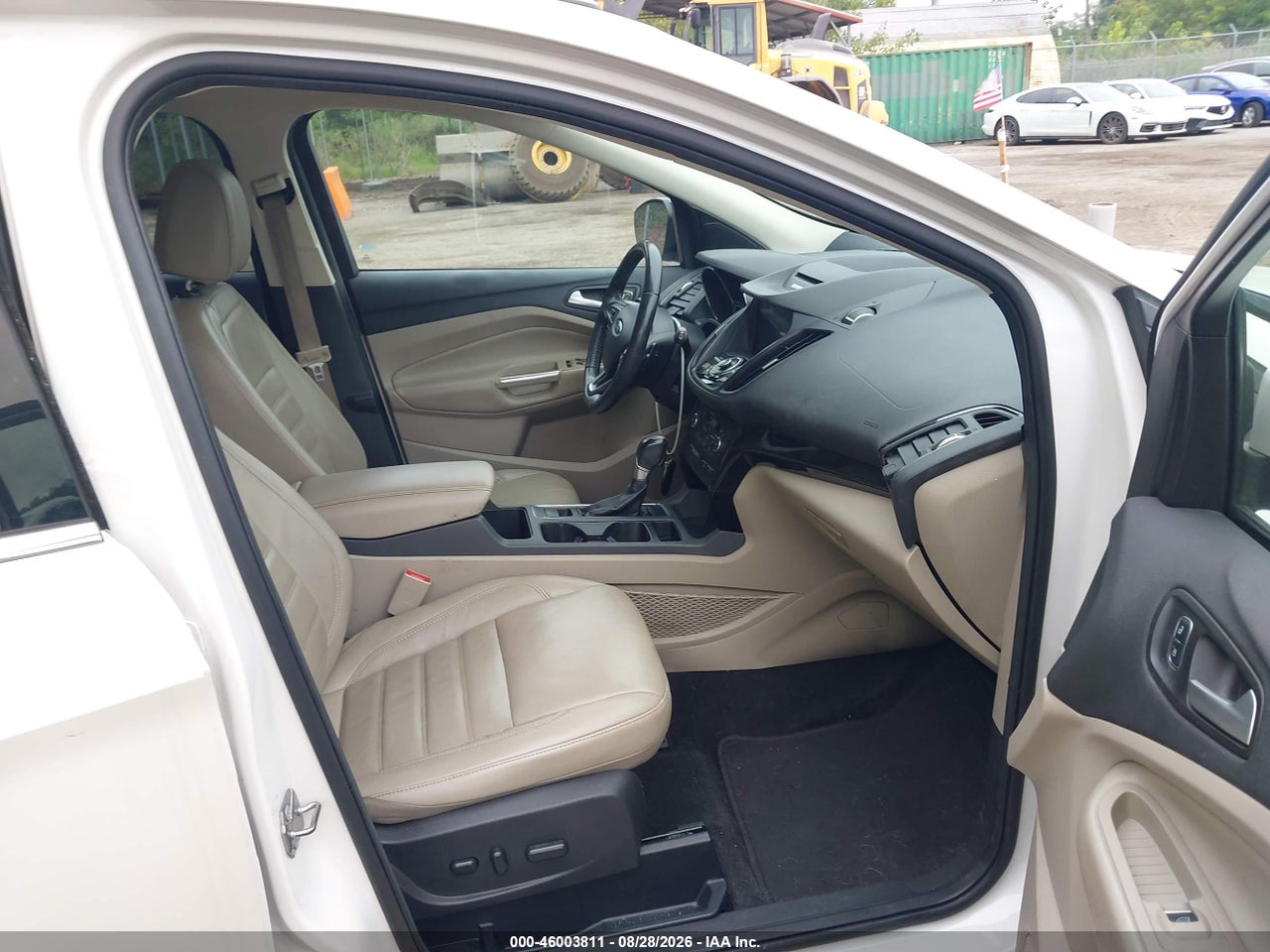 2017 FORD ESCAPE TITANIUM · 5/11