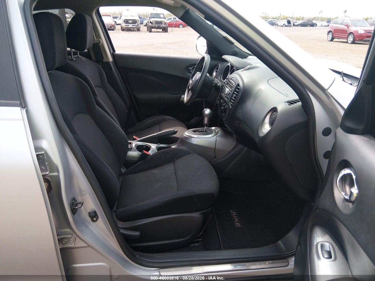 2011 NISSAN JUKE S · 5/10