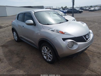 2011 NISSAN JUKE S