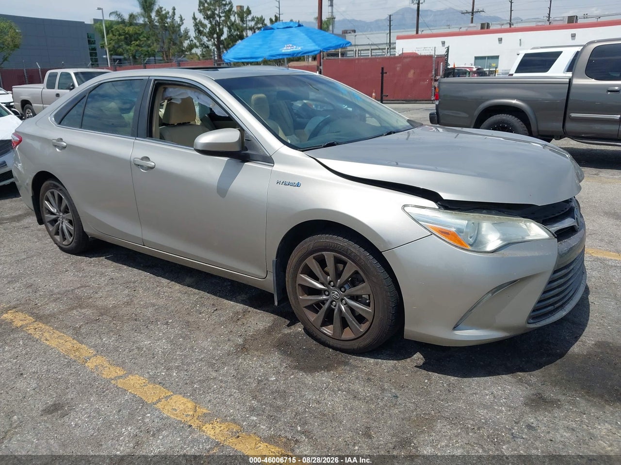 2016 TOYOTA CAMRY HYBRID XLE