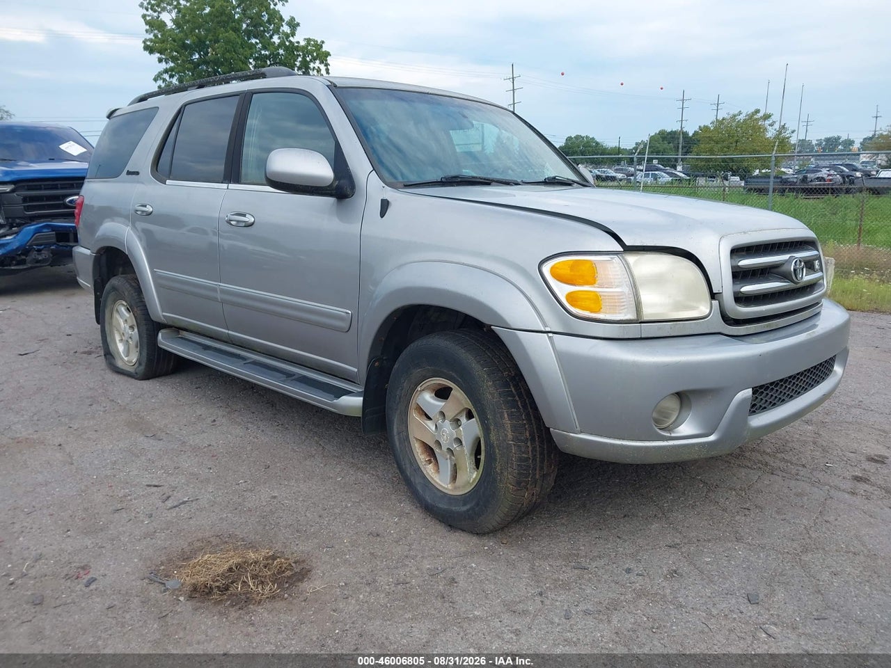 2001 TOYOTA SEQUOIA LIMITED V8