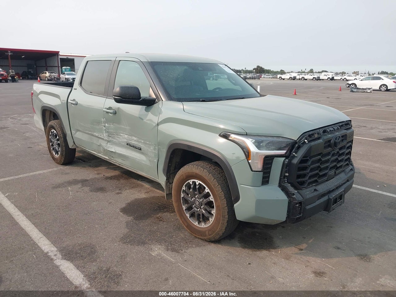 2025 TOYOTA TUNDRA SR5