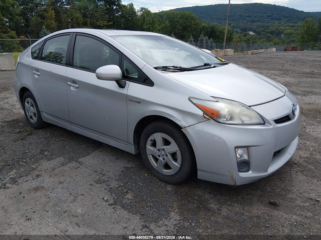 2010 TOYOTA PRIUS III