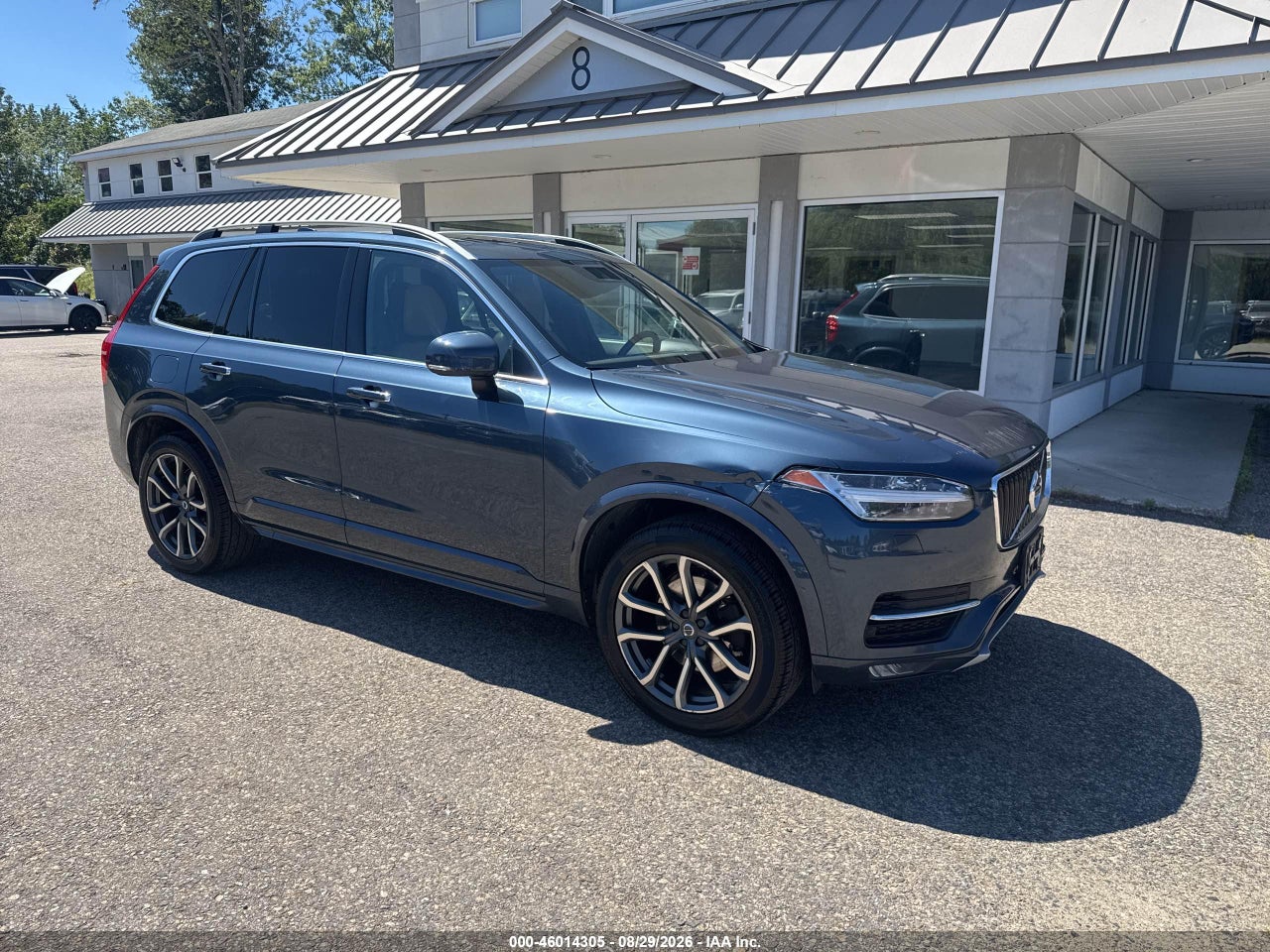 2018 VOLVO XC90 T6 MOMENTUM