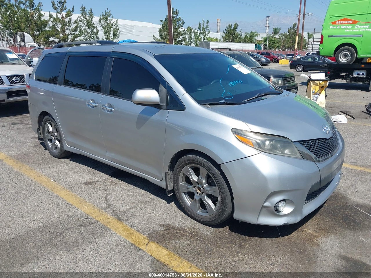 2017 TOYOTA SIENNA SE 8 PASSENGER