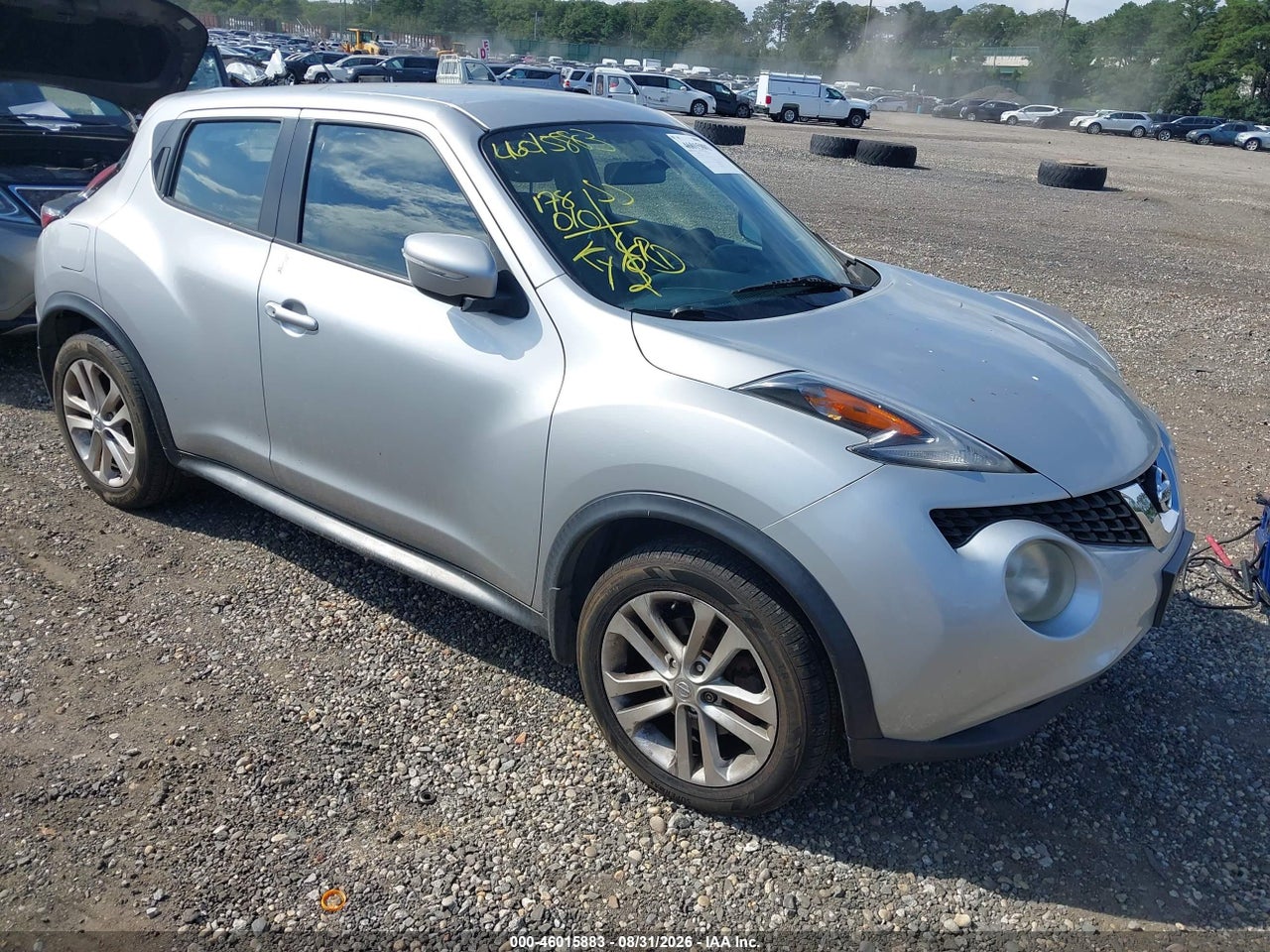 2015 NISSAN JUKE S