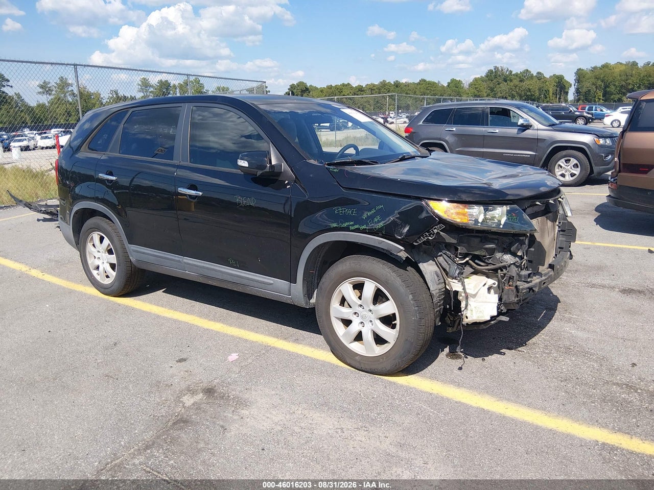 2011 KIA SORENTO LX