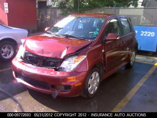 2006 TOYOTA SCION XA · 2/10